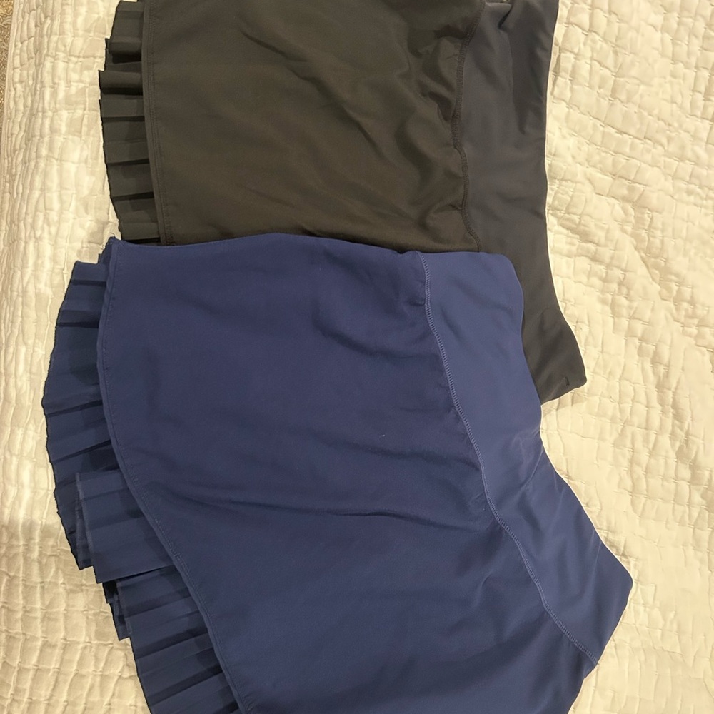 Baleaf Pleated Athletic Skirts – Black & Navy – Size XL – Bundle of 2 - Picture 4 of 4